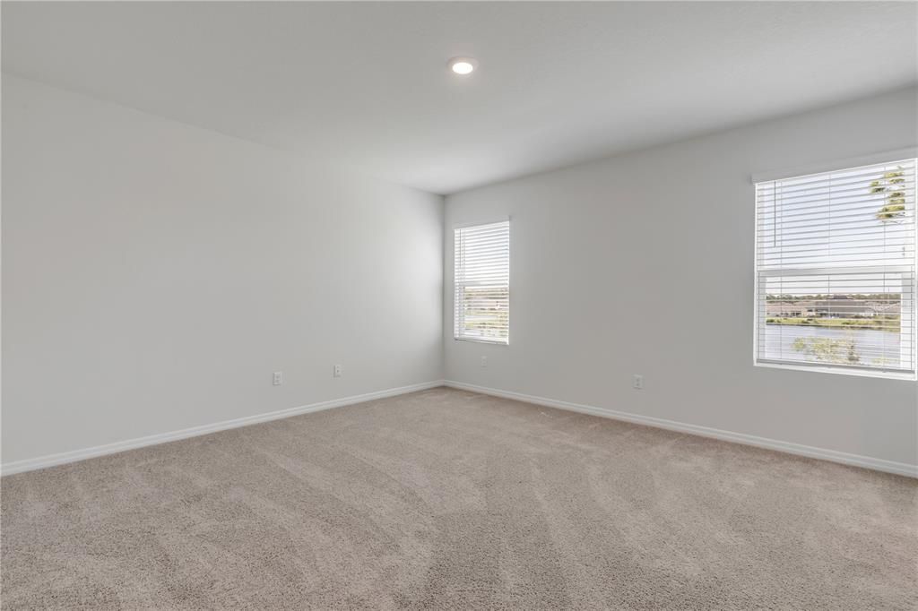 For Rent: $2,250 (3 beds, 2 baths, 1840 Square Feet)