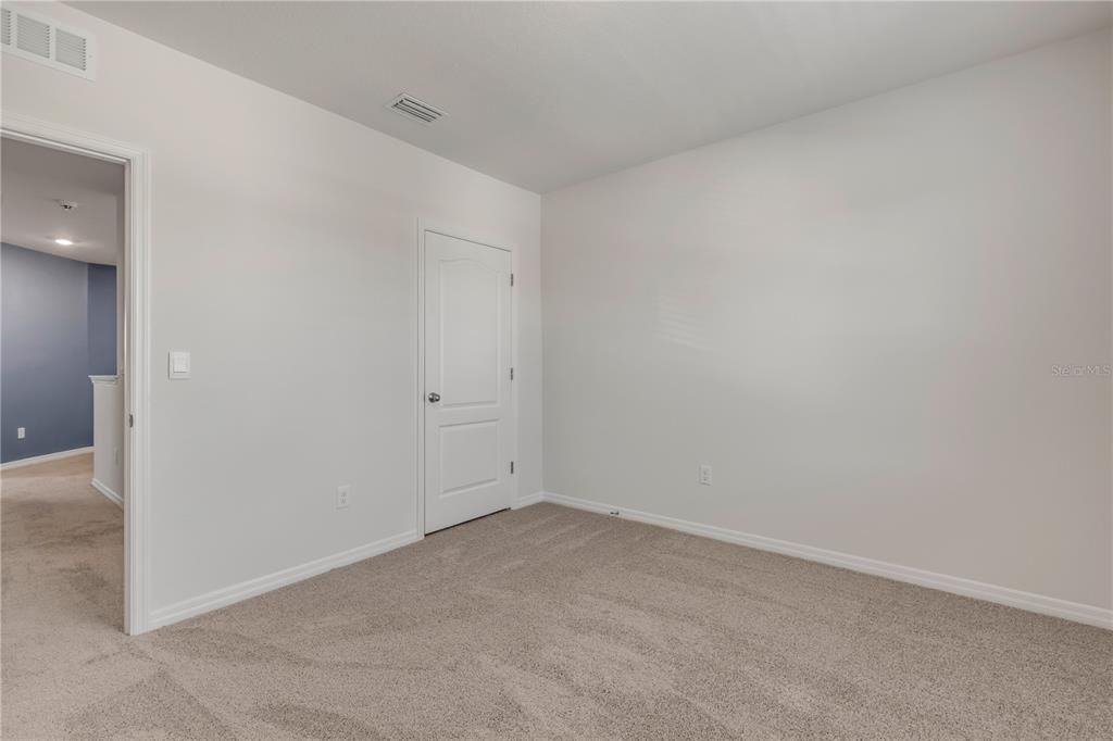 For Rent: $2,250 (3 beds, 2 baths, 1840 Square Feet)