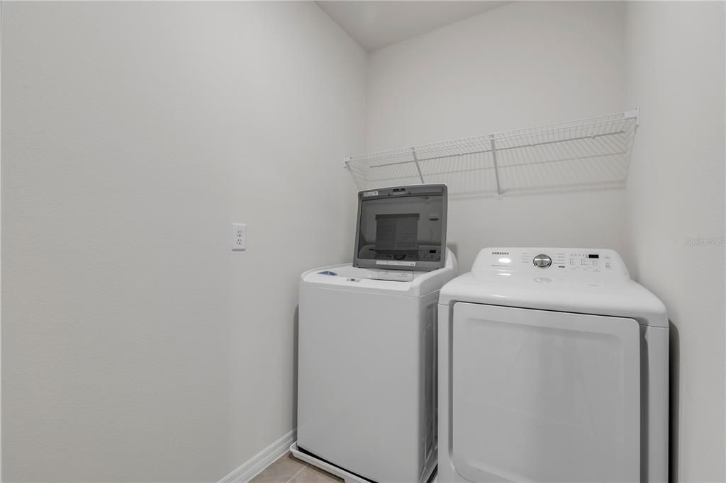 For Rent: $2,250 (3 beds, 2 baths, 1840 Square Feet)