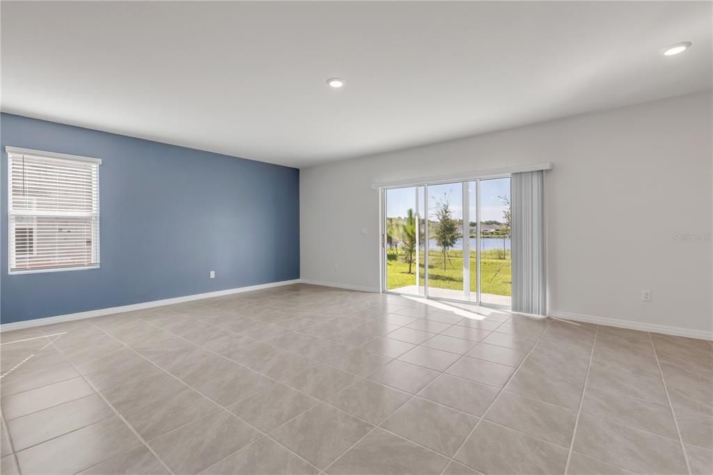 For Rent: $2,250 (3 beds, 2 baths, 1840 Square Feet)