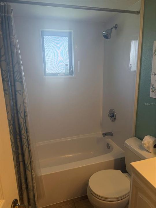 For Rent: $1,850 (3 beds, 2 baths, 1601 Square Feet)