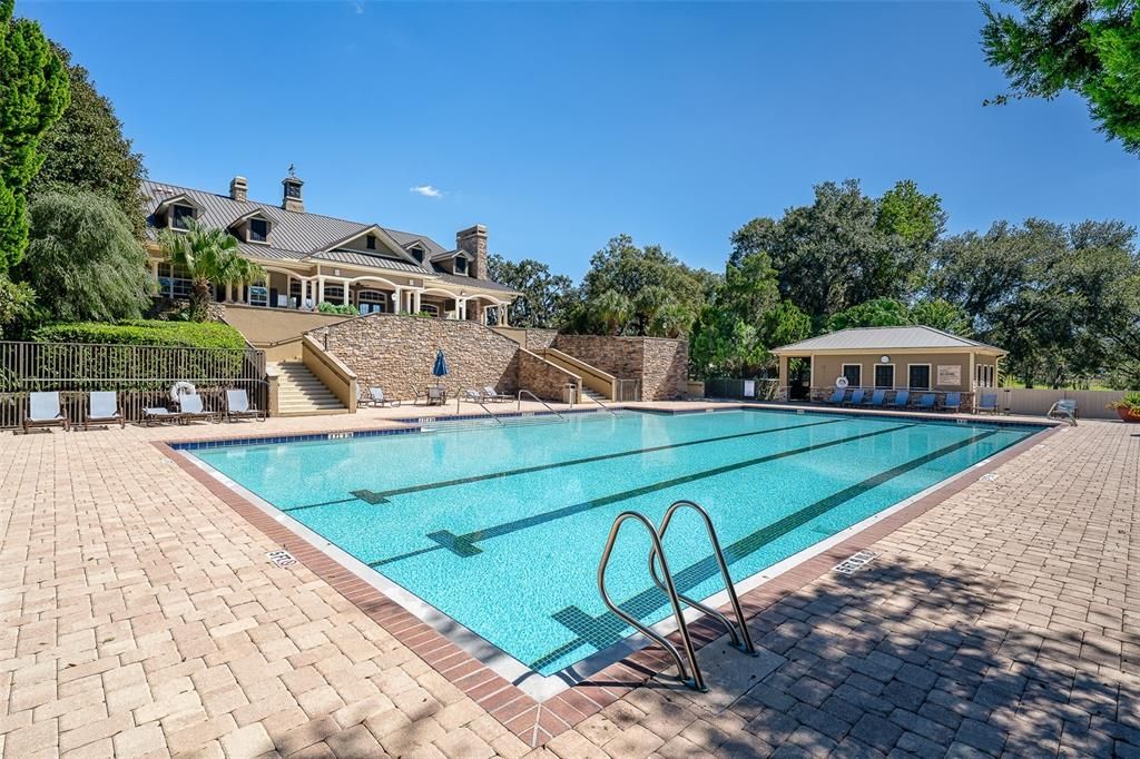 待售: $535,000 (6 贝兹, 4 浴室, 3499 平方英尺)