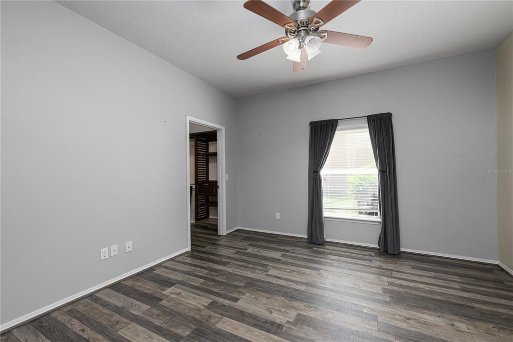 待售: $535,000 (6 贝兹, 4 浴室, 3499 平方英尺)