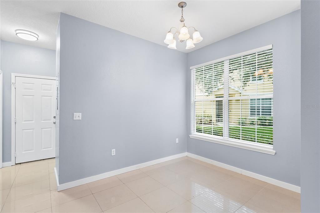 Active With Contract: $2,150 (3 beds, 2 baths, 1864 Square Feet)