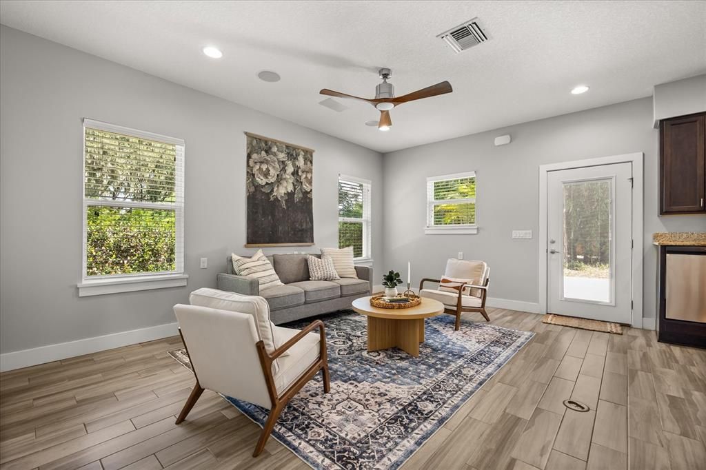 Active With Contract: $1,325,000 (4 beds, 4 baths, 3914 Square Feet)