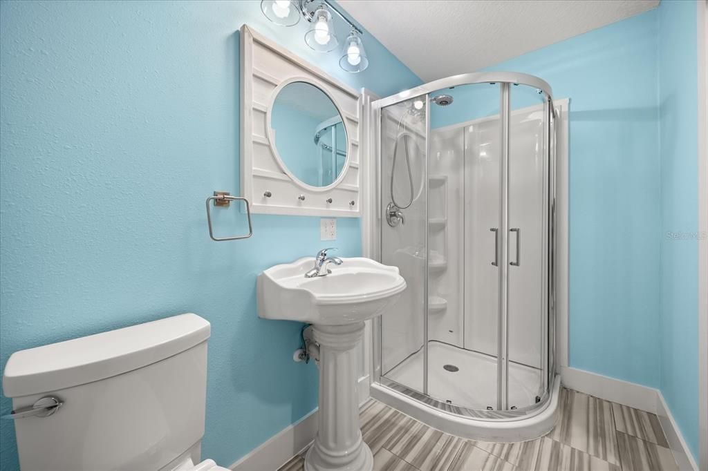 Active With Contract: $1,325,000 (4 beds, 4 baths, 3914 Square Feet)