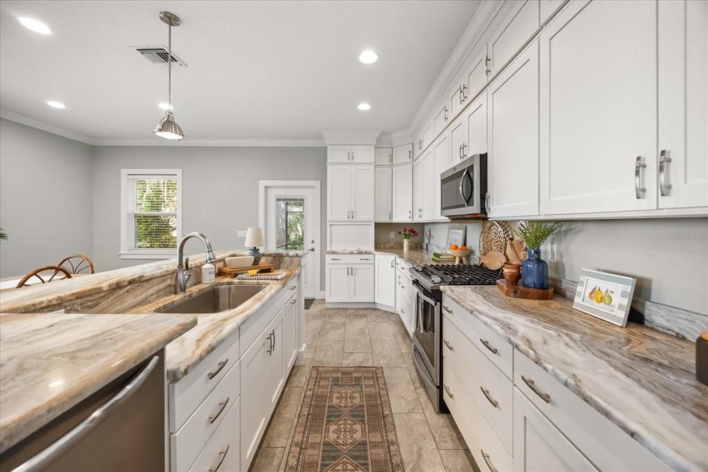 Active With Contract: $1,325,000 (4 beds, 4 baths, 3914 Square Feet)