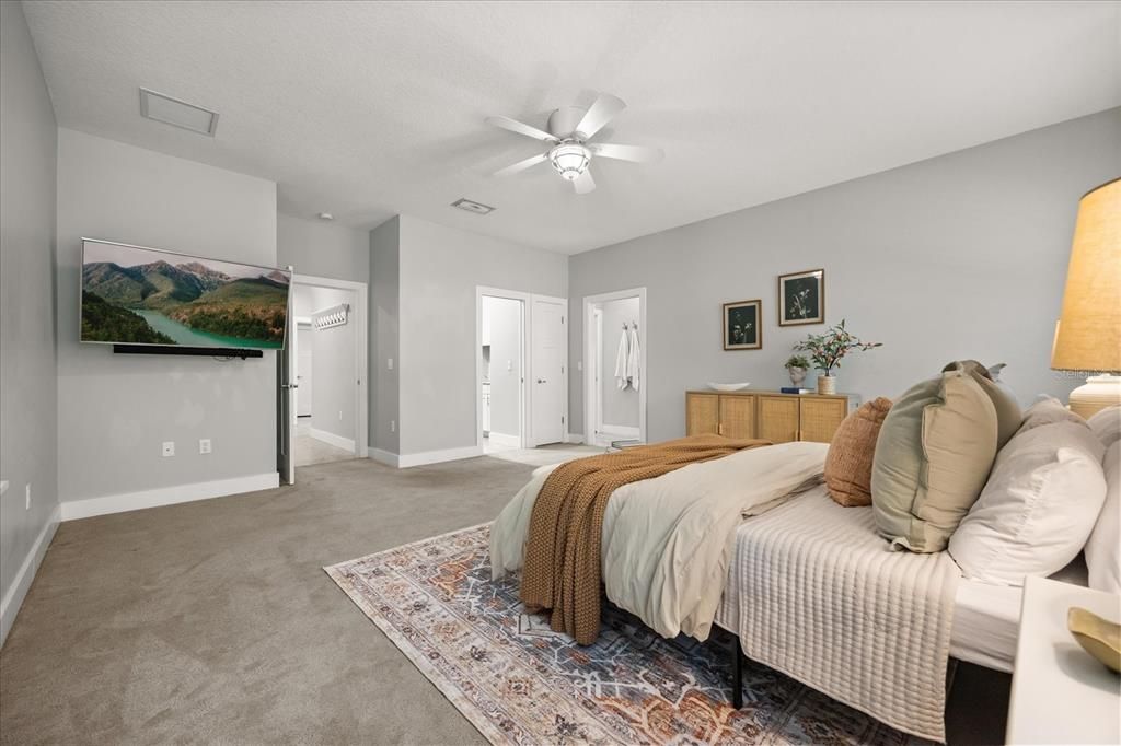 Active With Contract: $1,325,000 (4 beds, 4 baths, 3914 Square Feet)