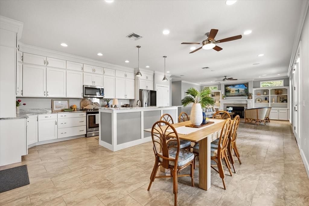 Active With Contract: $1,325,000 (4 beds, 4 baths, 3914 Square Feet)