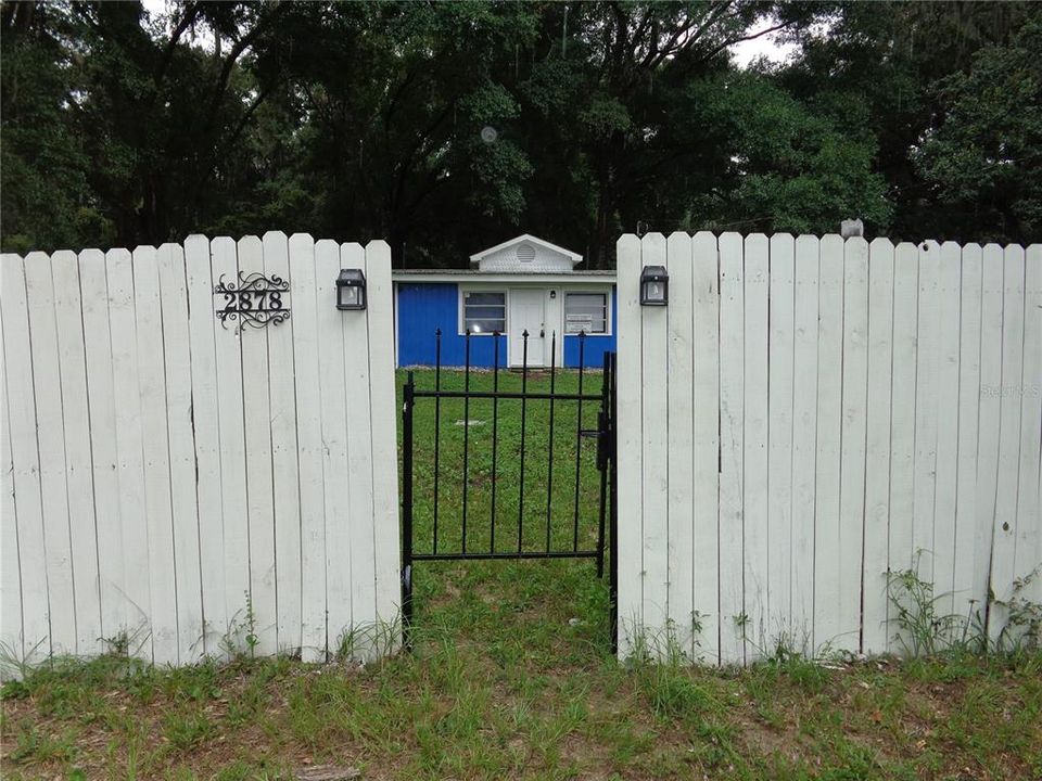 待售: $152,700 (2 贝兹, 1 浴室, 963 平方英尺)