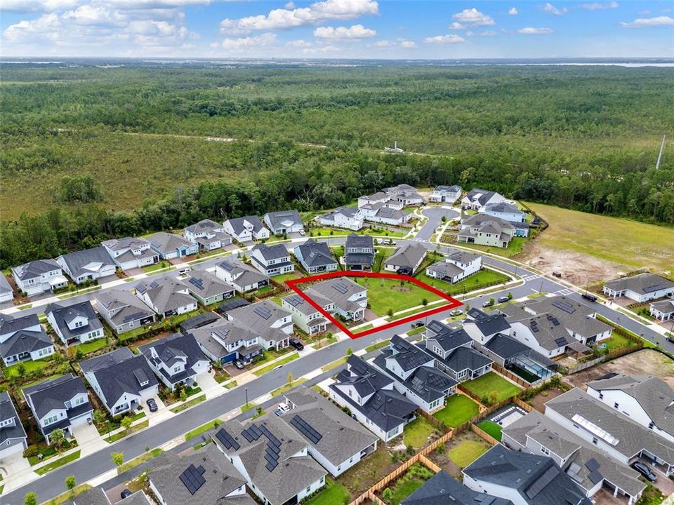 Под контрактом: $599,000 (5 спален, 3 ванн, 2995 Квадратных фут)