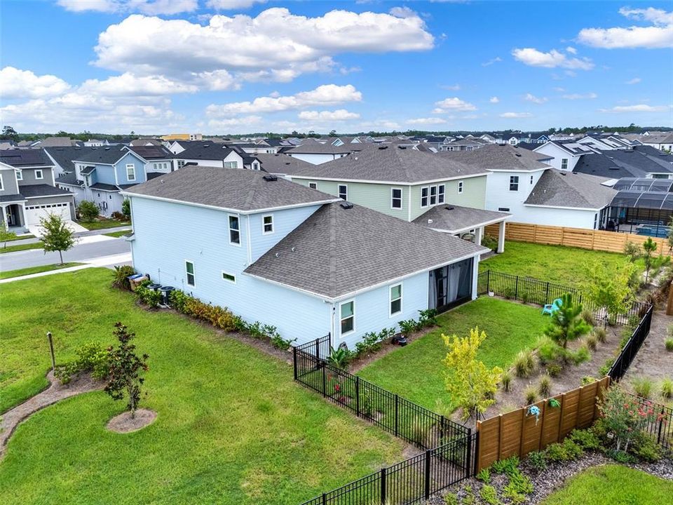 Под контрактом: $599,000 (5 спален, 3 ванн, 2995 Квадратных фут)