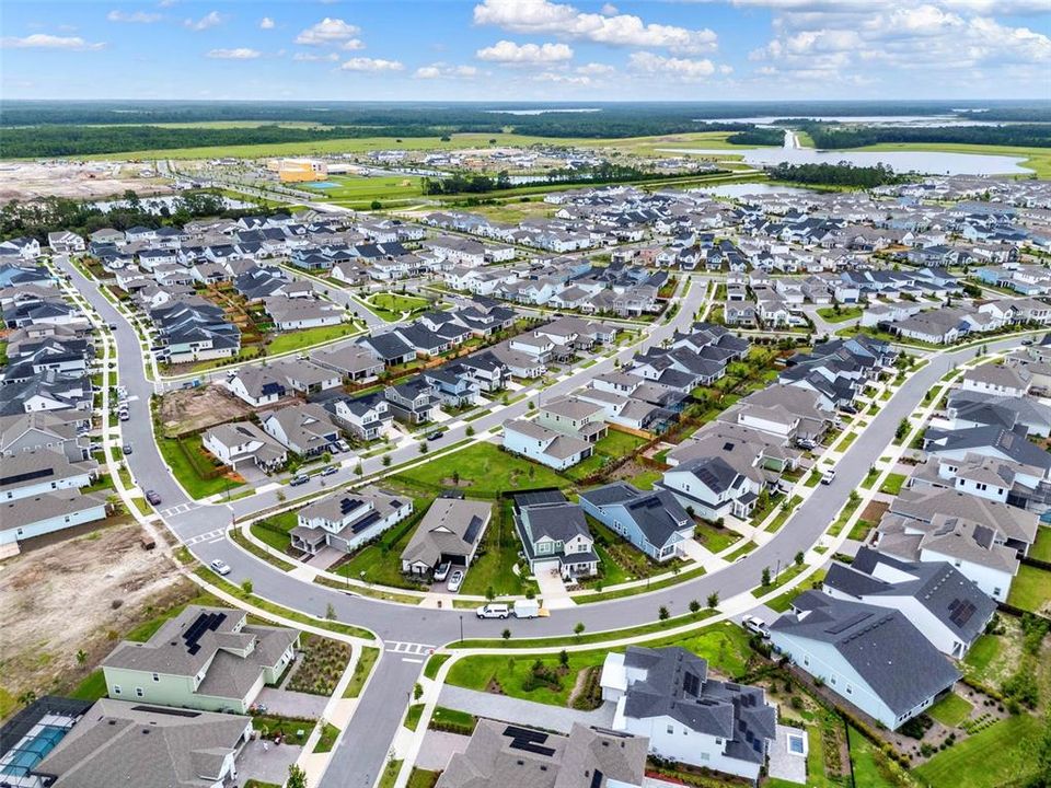 Под контрактом: $599,000 (5 спален, 3 ванн, 2995 Квадратных фут)