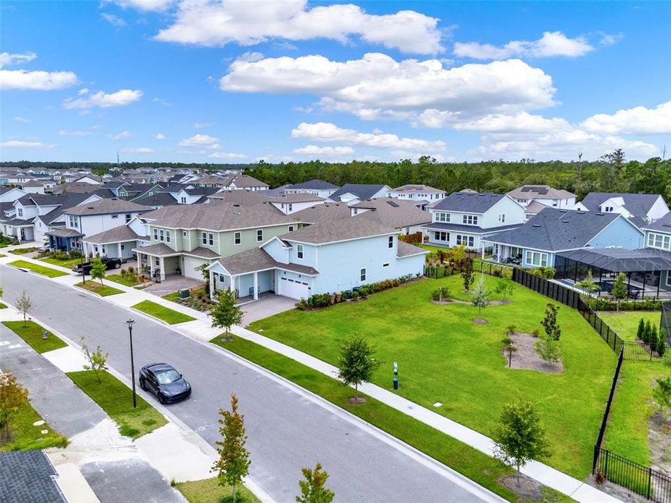 Под контрактом: $599,000 (5 спален, 3 ванн, 2995 Квадратных фут)