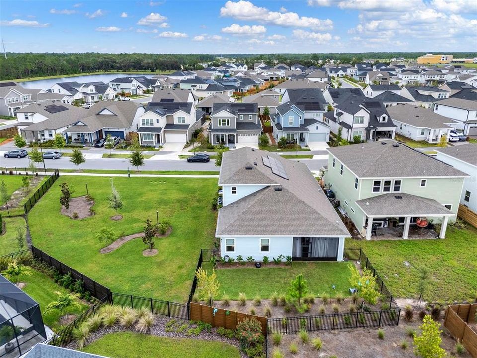 Под контрактом: $599,000 (5 спален, 3 ванн, 2995 Квадратных фут)