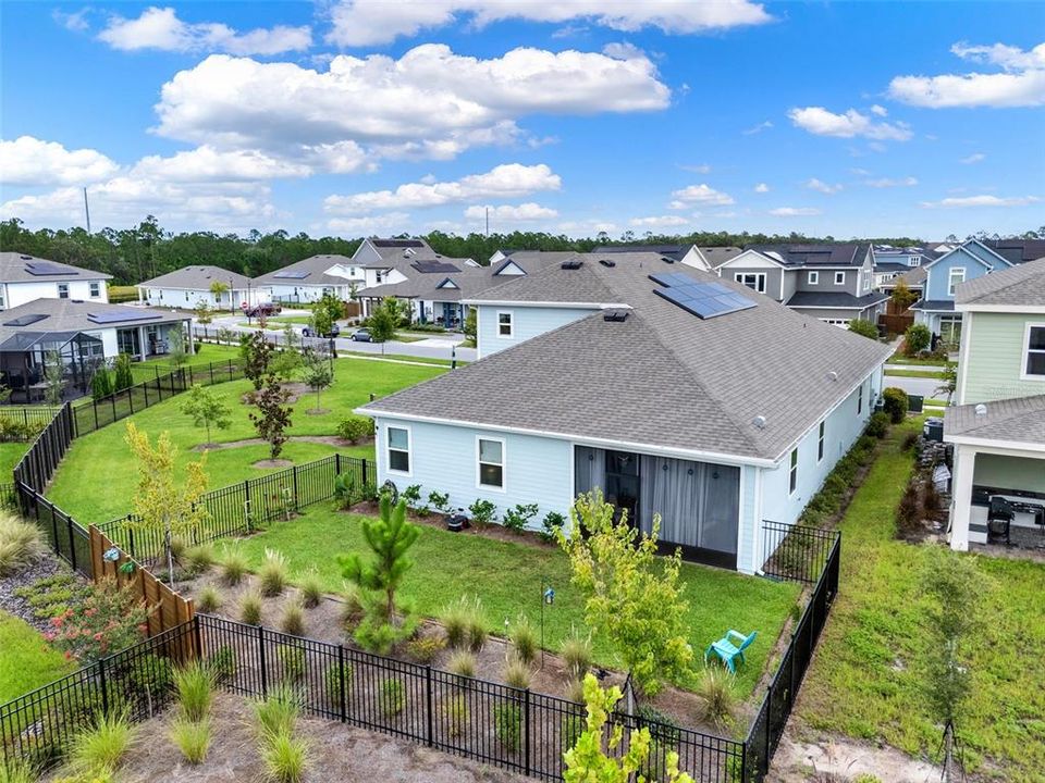 Под контрактом: $599,000 (5 спален, 3 ванн, 2995 Квадратных фут)