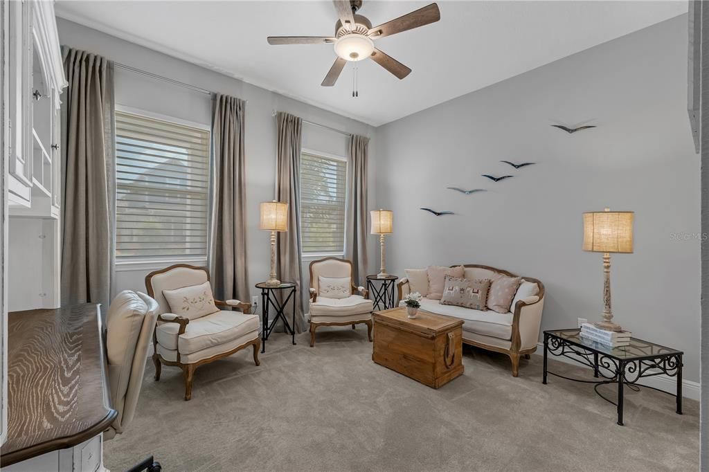 Под контрактом: $599,000 (5 спален, 3 ванн, 2995 Квадратных фут)