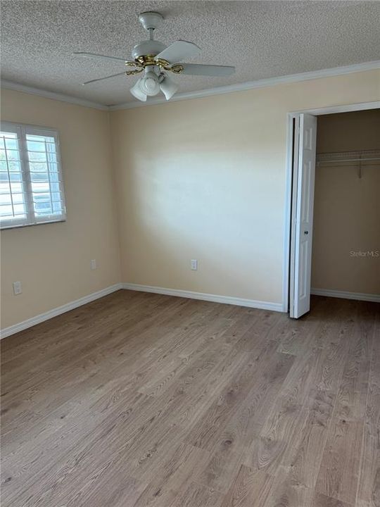 Active With Contract: $530,000 (3 beds, 2 baths, 1644 Square Feet)