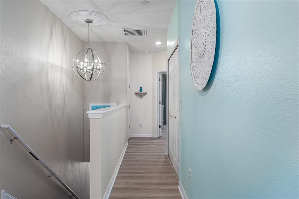 На продажу: $269,000 (3 спален, 2 ванн, 1585 Квадратных фут)