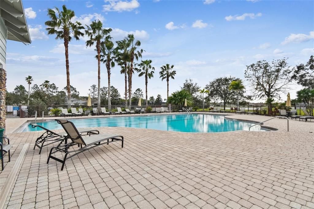 На продажу: $269,000 (3 спален, 2 ванн, 1585 Квадратных фут)