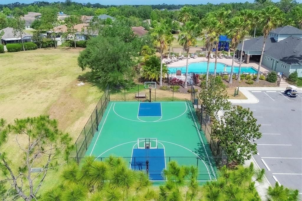 На продажу: $269,000 (3 спален, 2 ванн, 1585 Квадратных фут)