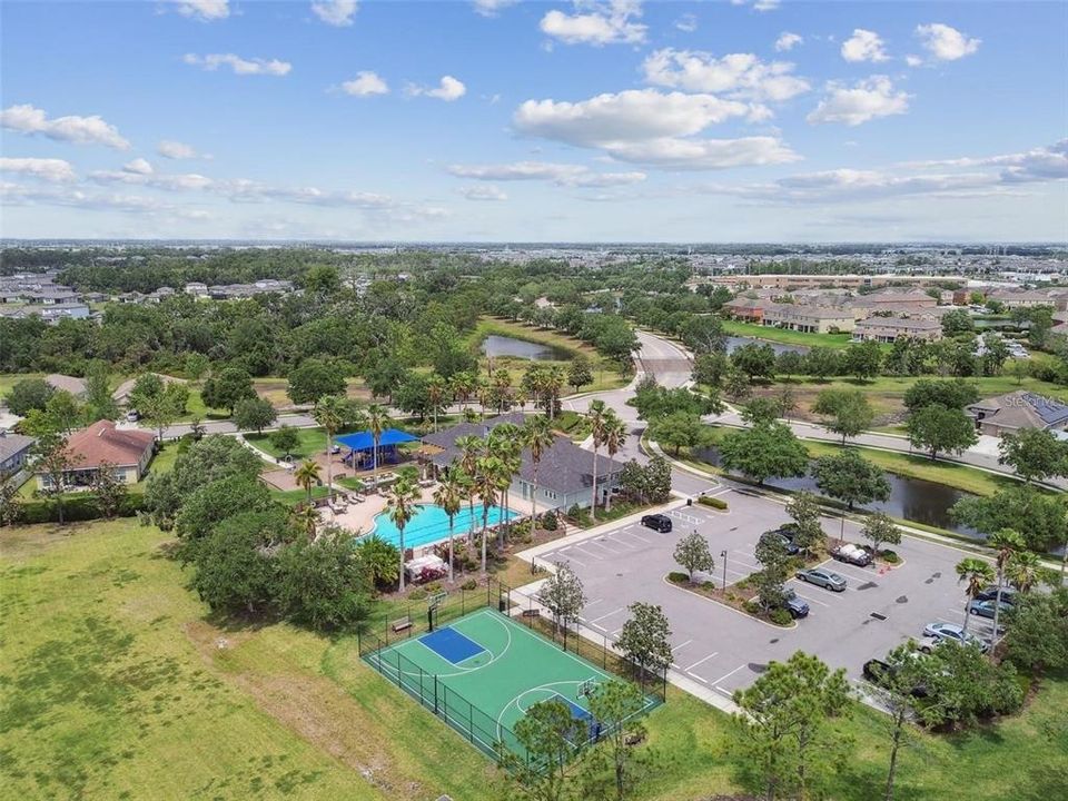 На продажу: $269,000 (3 спален, 2 ванн, 1585 Квадратных фут)