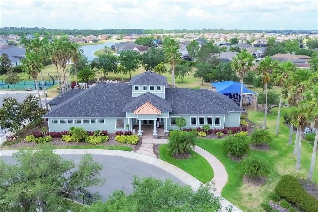 На продажу: $269,000 (3 спален, 2 ванн, 1585 Квадратных фут)