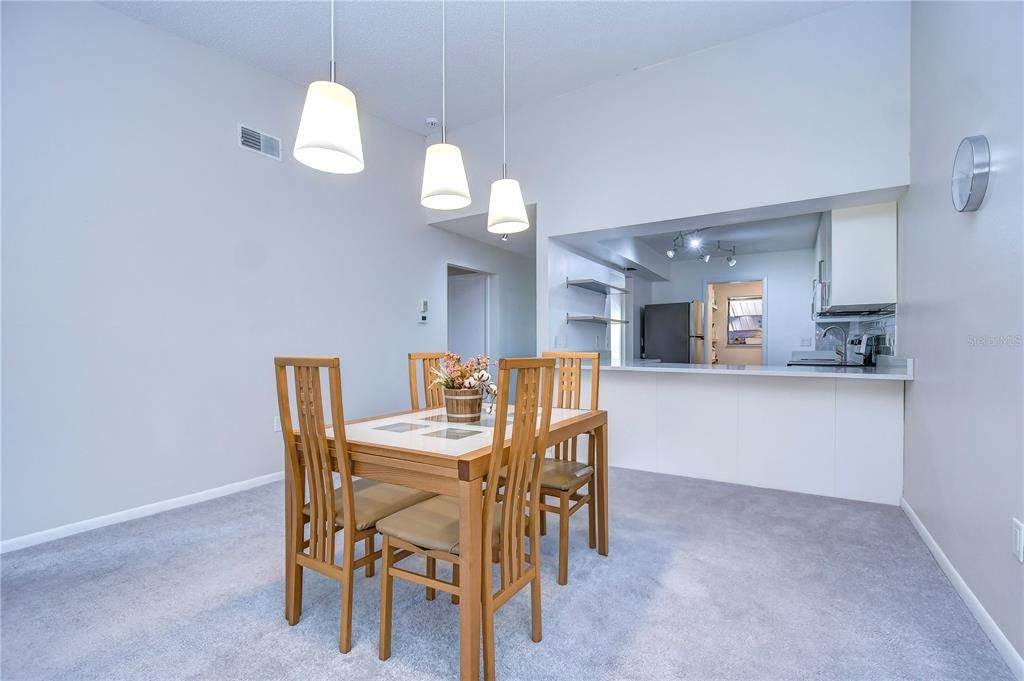 En Renta: $2,250 (2 camas, 2 baños, 1333 Pies cuadrados)