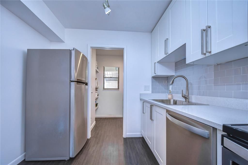 En Renta: $2,250 (2 camas, 2 baños, 1333 Pies cuadrados)