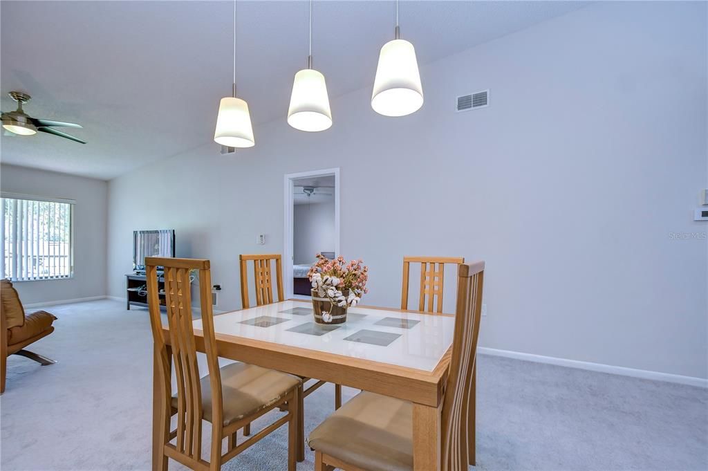 En Renta: $2,250 (2 camas, 2 baños, 1333 Pies cuadrados)