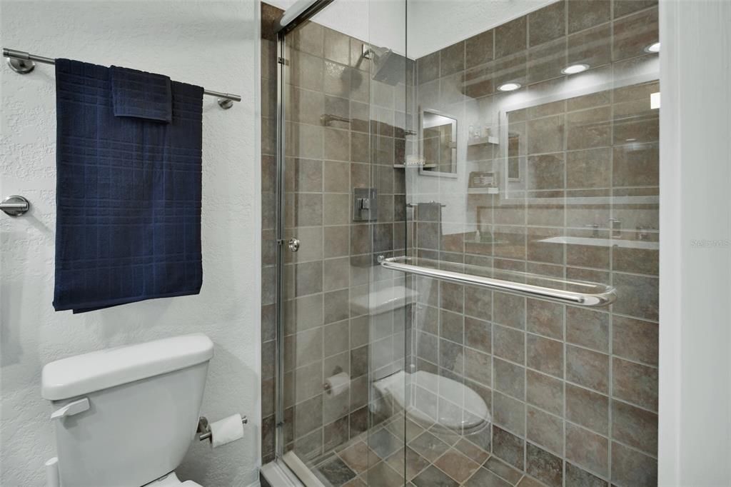 En Venta: $449,000 (3 camas, 2 baños, 1040 Pies cuadrados)