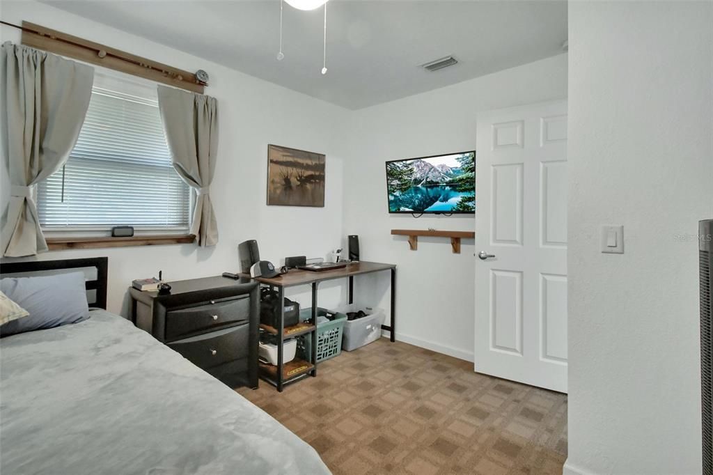 En Venta: $449,000 (3 camas, 2 baños, 1040 Pies cuadrados)