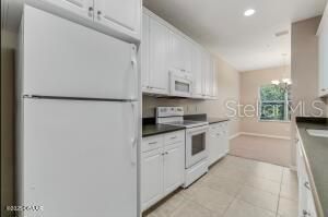 For Sale: $249,900 (2 beds, 2 baths, 1678 Square Feet)