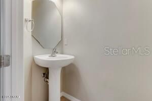 For Sale: $249,900 (2 beds, 2 baths, 1678 Square Feet)