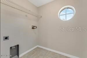 For Sale: $249,900 (2 beds, 2 baths, 1678 Square Feet)