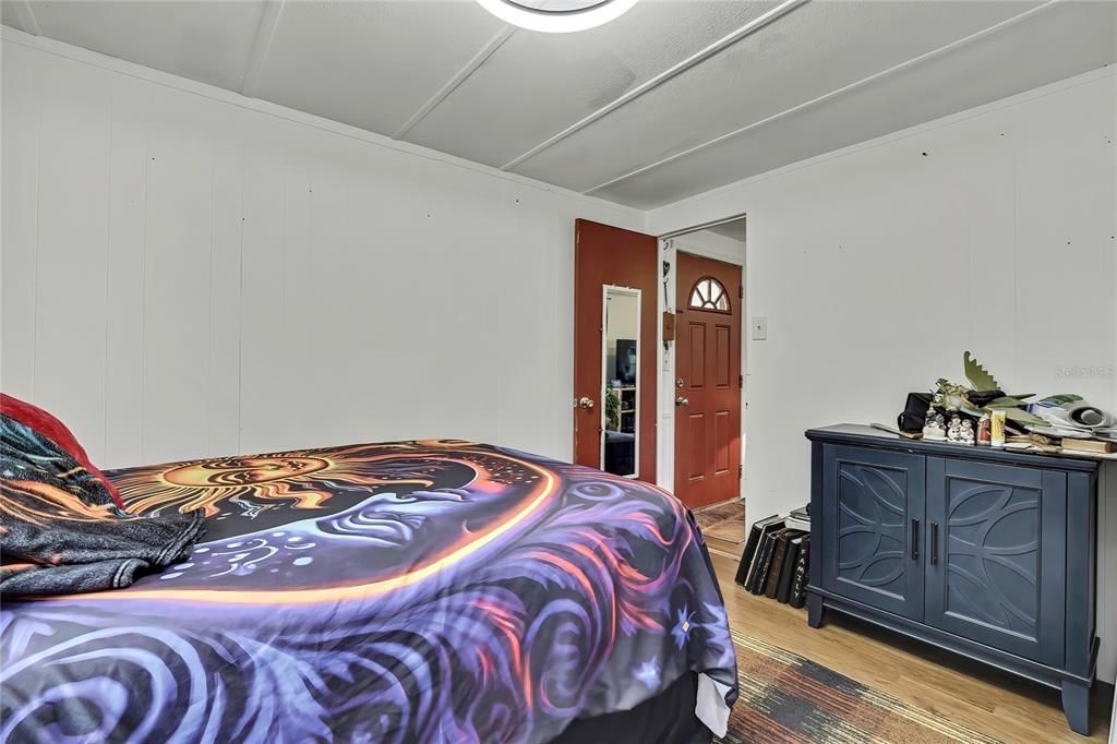 На продажу: $160,000 (2 спален, 2 ванн, 1134 Квадратных фут)