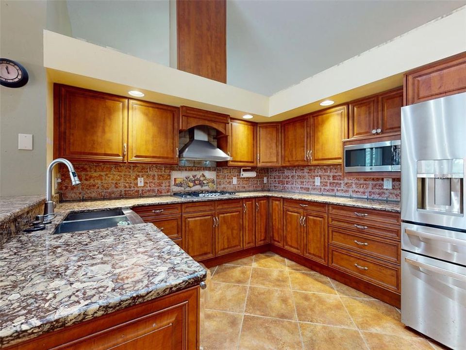 На продажу: $1,269,000 (4 спален, 3 ванн, 2879 Квадратных фут)