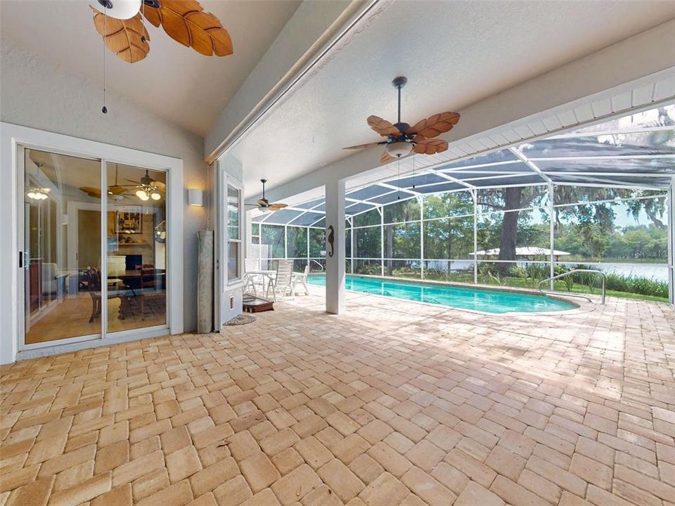 На продажу: $1,269,000 (4 спален, 3 ванн, 2879 Квадратных фут)