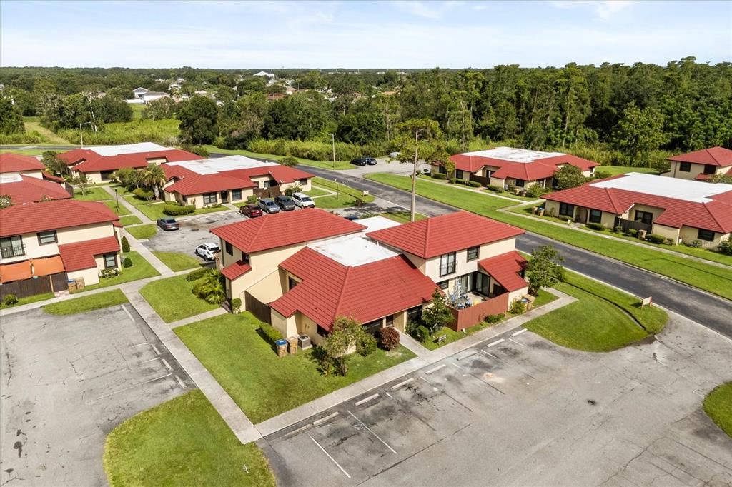 На продажу: $209,900 (2 спален, 2 ванн, 1038 Квадратных фут)