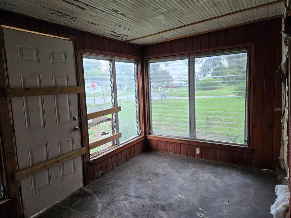 На продажу: $115,500 (4 спален, 2 ванн, 2192 Квадратных фут)