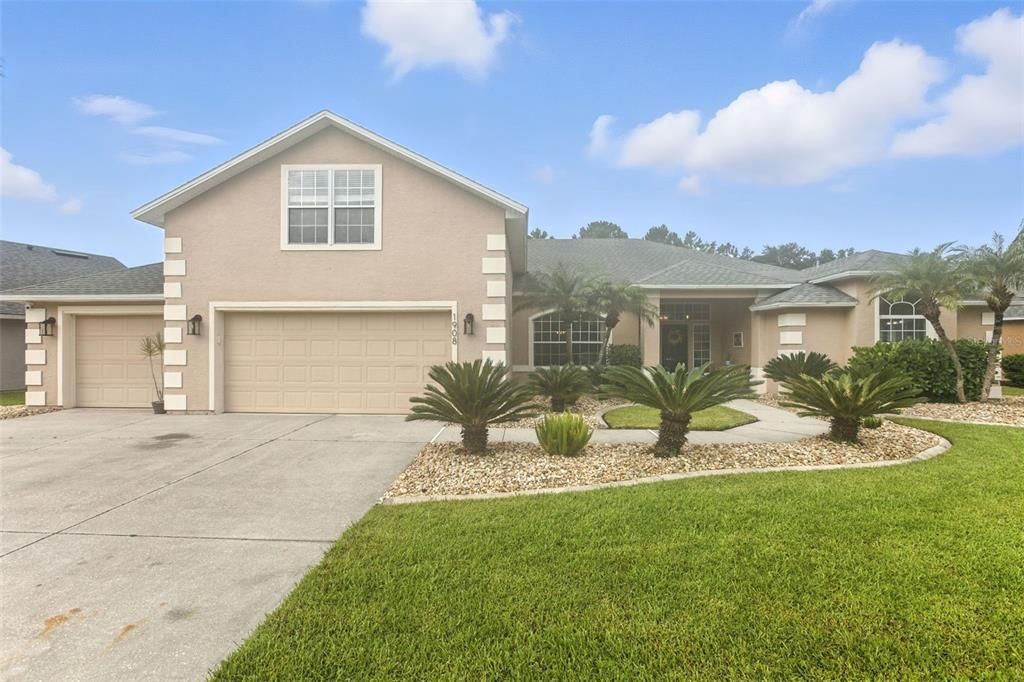 Под контрактом: $624,900 (5 спален, 3 ванн, 2805 Квадратных фут)