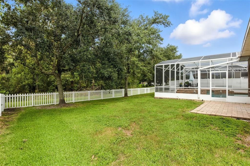 Под контрактом: $624,900 (5 спален, 3 ванн, 2805 Квадратных фут)