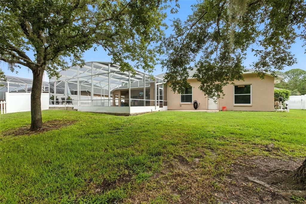 Под контрактом: $624,900 (5 спален, 3 ванн, 2805 Квадратных фут)