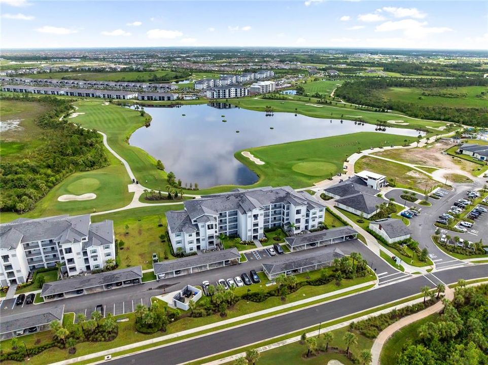 Active With Contract: $299,999 (2 beds, 2 baths, 1149 Square Feet)