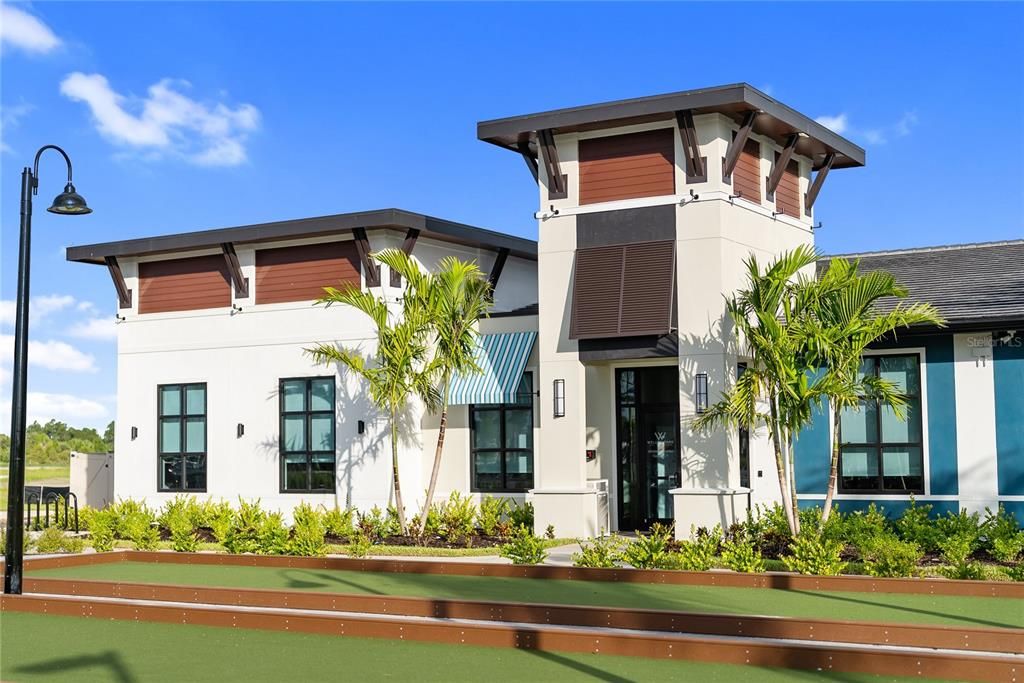 Active With Contract: $299,999 (2 beds, 2 baths, 1149 Square Feet)