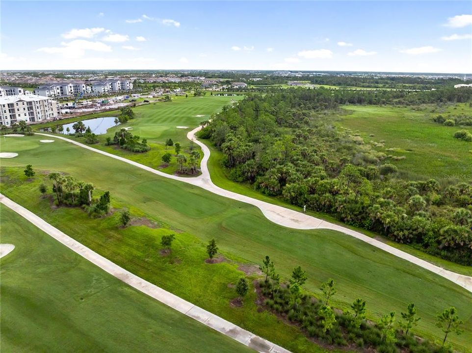 Active With Contract: $299,999 (2 beds, 2 baths, 1149 Square Feet)