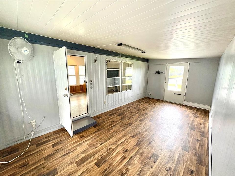 En Venta: $109,900 (3 camas, 2 baños, 980 Pies cuadrados)