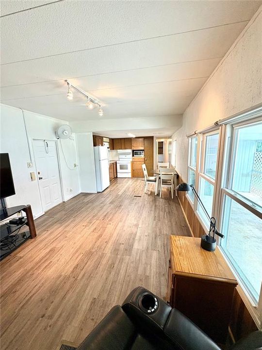 En Venta: $109,900 (3 camas, 2 baños, 980 Pies cuadrados)