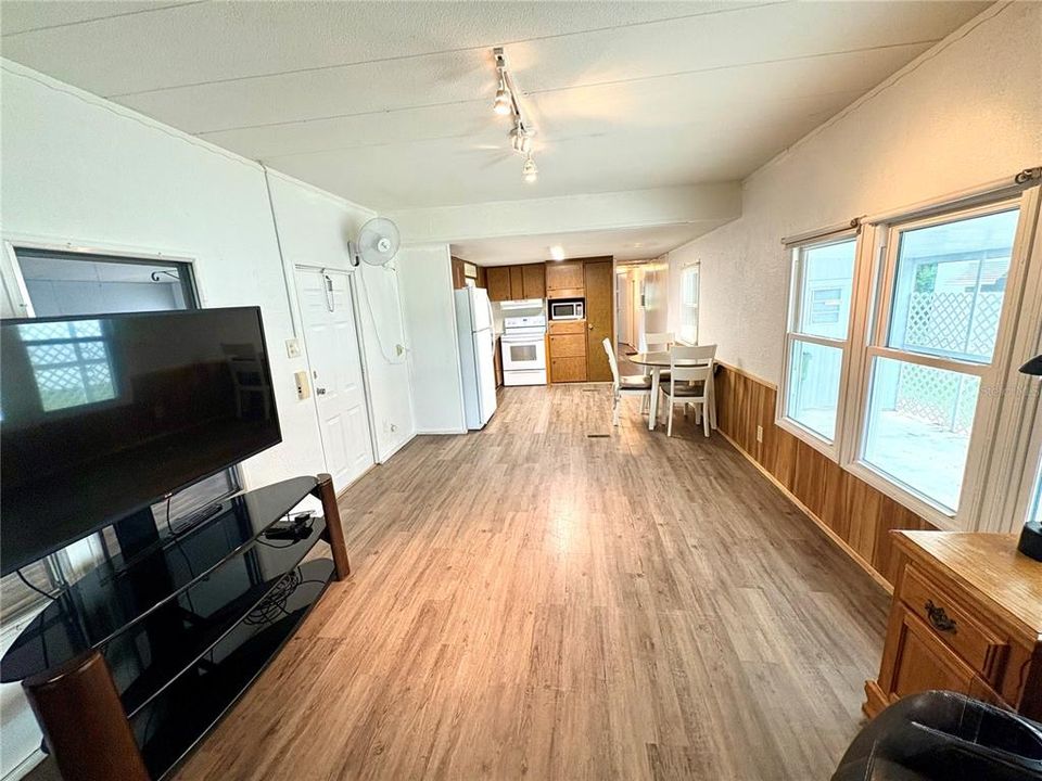 En Venta: $109,900 (3 camas, 2 baños, 980 Pies cuadrados)