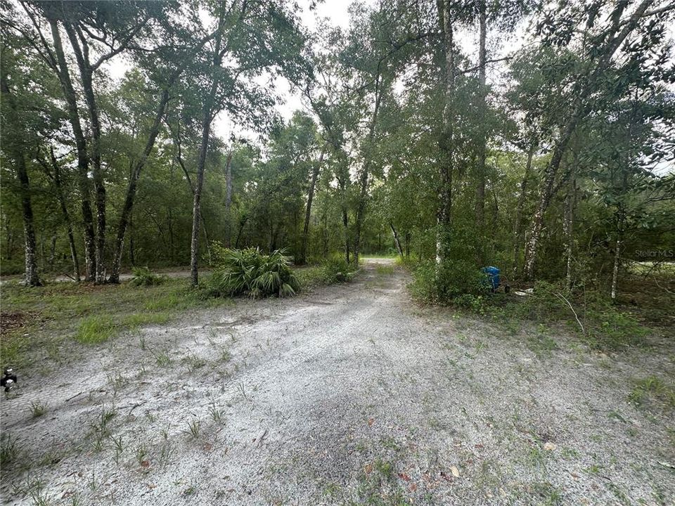 На продажу: $159,000 (2 спален, 1 ванн, 728 Квадратных фут)